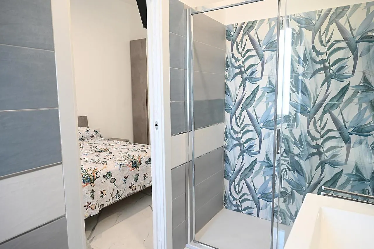 Raf'S House Hotel Olbia 0*,
